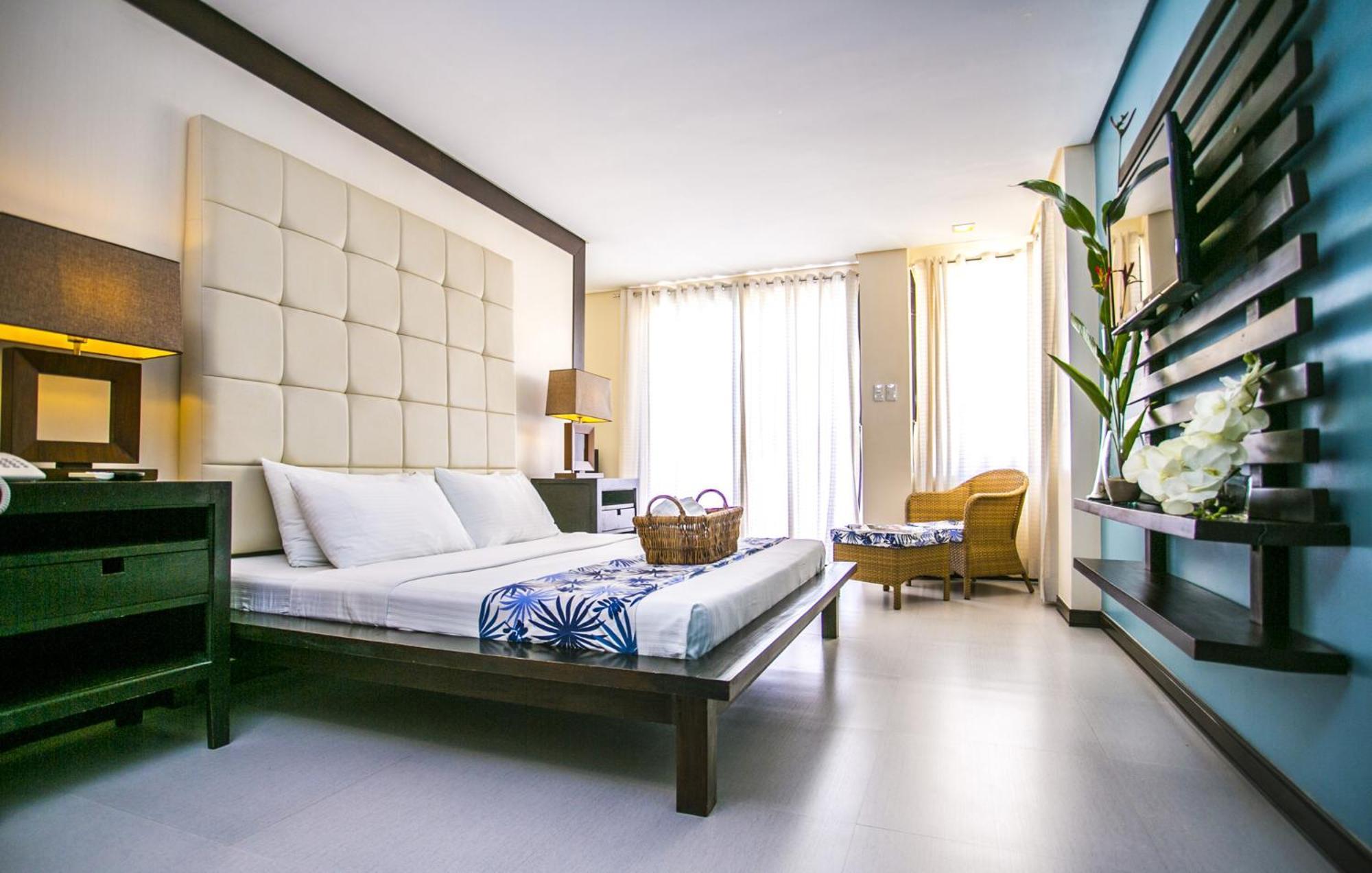 Puerto Del Sol Beach Resort And Hotel Club Bolinao Pangasinan Ngoại thất bức ảnh
