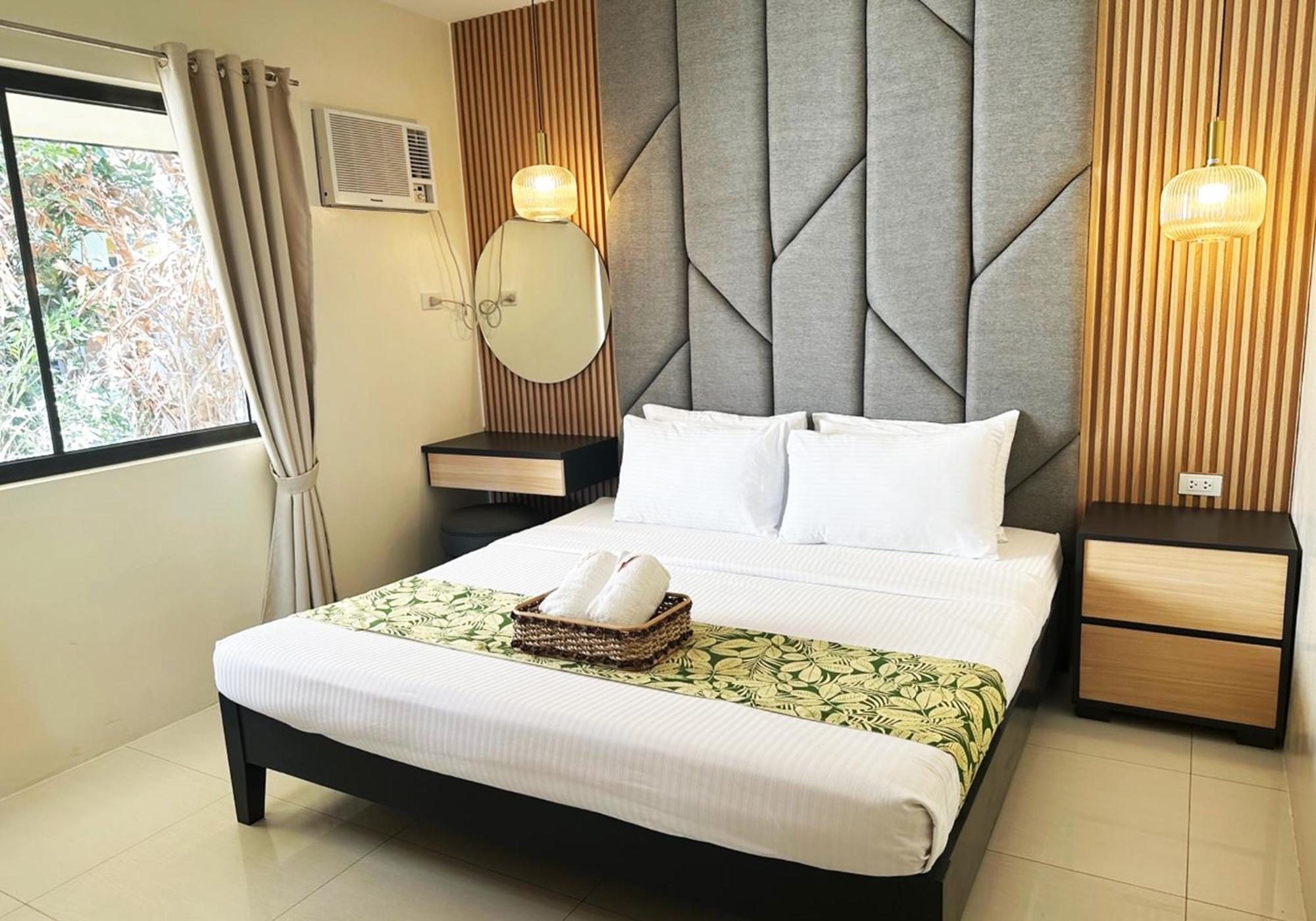 Puerto Del Sol Beach Resort And Hotel Club Bolinao Pangasinan Ngoại thất bức ảnh